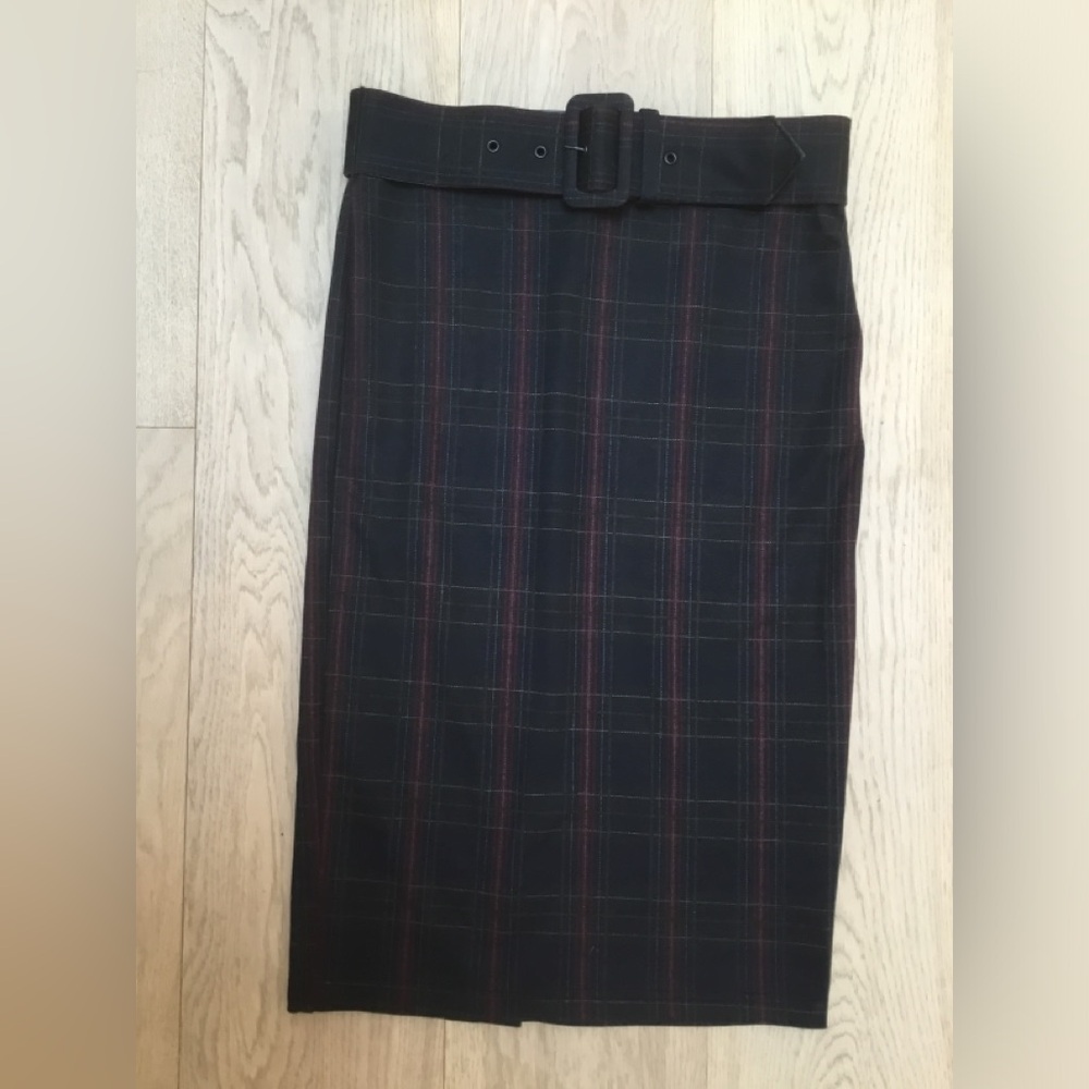 Le Chateau Black, White, Brown, and Red Plaid Pencil Skirt with belt